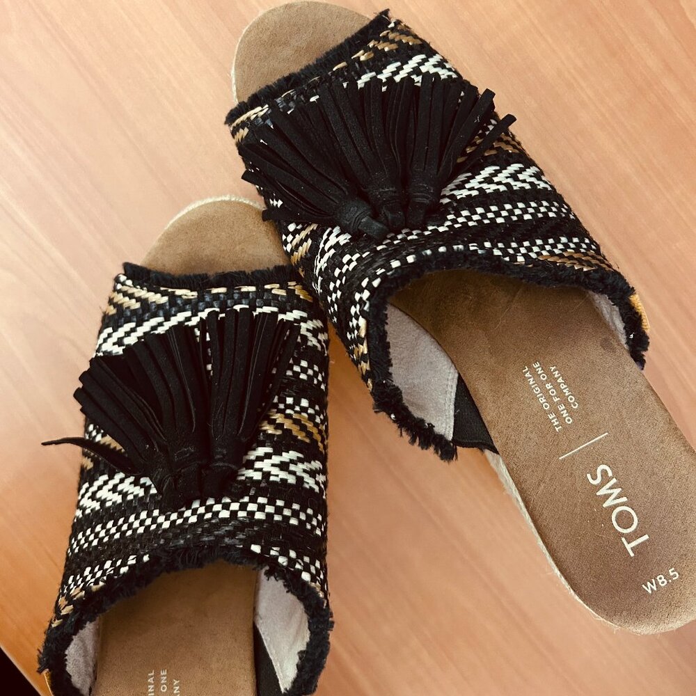 TOMS Womens Espadrille Wedge Sandals With Textile and Tassles Size 8.5